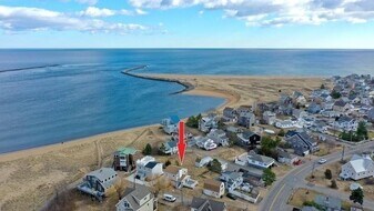 6 77th St in Newburyport, MA - Building Photo