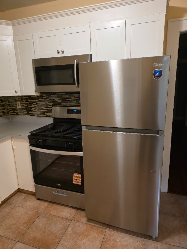 12 Gillespie Rd in Bloomfield, NJ - Building Photo - Building Photo