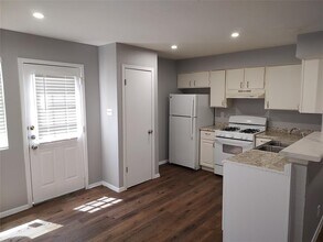 2200 Leah Cove in Austin, TX - Building Photo - Building Photo