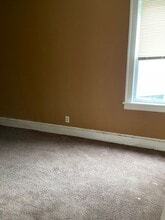 1432 E 52nd St in Cleveland, OH - Building Photo - Building Photo