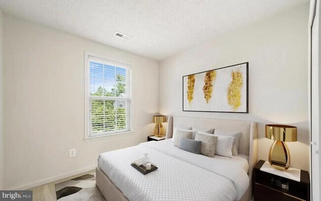 114 Compass Cove in Stafford, VA - Building Photo - Building Photo