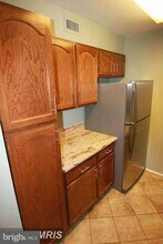 5807 Cove Landing Rd in Burke, VA - Building Photo - Building Photo