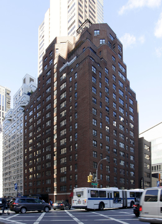 157 East 57th Street Apartments in New York, NY - Foto de edificio