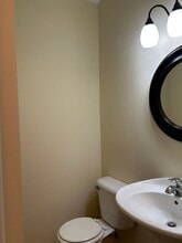 409 24th St NW in Minot, ND - Building Photo - Building Photo