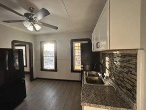 132 Alderman St in Springfield, MA - Building Photo - Building Photo