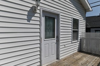 42 E Locust St in Mechanicsburg, PA - Building Photo - Building Photo