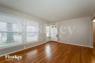 1432 Glenmeade Dr in Maryland Heights, MO - Building Photo - Building Photo