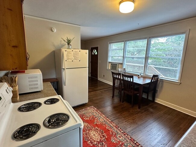 1840 Wheat St in Columbia, SC - Building Photo - Building Photo