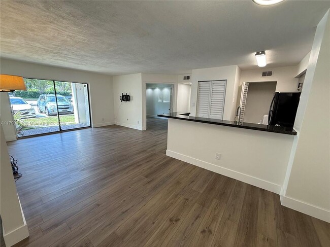 property at 650 S Park Rd