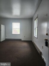 45 N Green St, Unit 7 in Berkeley Springs, WV - Building Photo - Building Photo