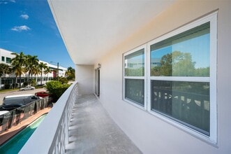 4141 Nautilus Dr in Miami Beach, FL - Building Photo - Building Photo