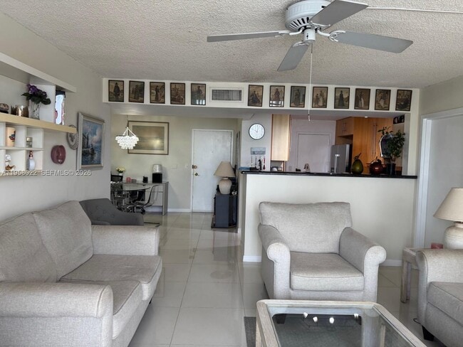 property at 2821 N Miami Beach Blvd