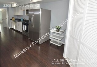 2200 E Madison St in Baltimore, MD - Building Photo - Building Photo