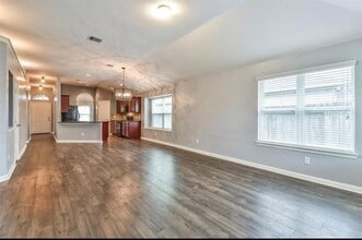 10810 Barker View Dr in Cypress, TX - Building Photo - Building Photo