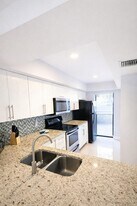 11596 NW 45th St in Coral Springs, FL - Building Photo