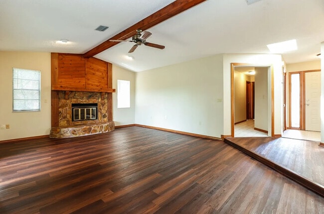 7317 Bramblewood Dr in Port Richey, FL - Building Photo - Building Photo