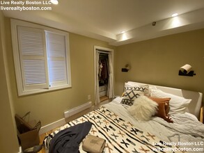 113 Beacon St, Unit #6 in Boston, MA - Foto de edificio - Building Photo