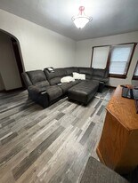 1012 7th St S in La crosse, WI - Building Photo