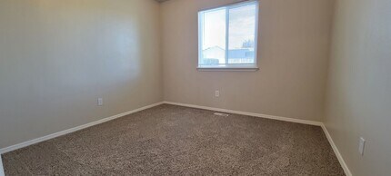 14416 Gresham Dr in Caldwell, ID - Building Photo - Building Photo