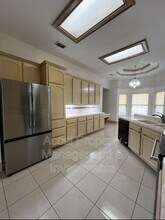 1703 Sunrise in Palmhurst, TX - Building Photo - Building Photo