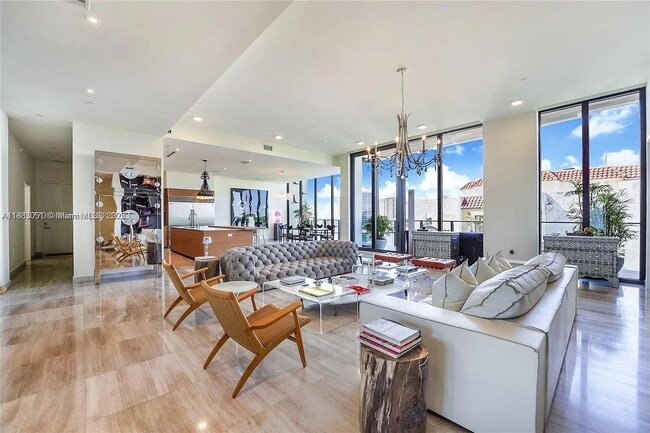 3581 E Glencoe St in Miami, FL - Building Photo - Building Photo