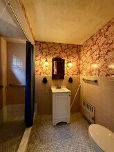 186 Powder House Blvd, Unit 2 in Somerville, MA - Building Photo - Building Photo