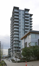 CentreBlock in Burnaby, BC - Building Photo - Building Photo