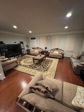 9102 Vlg Spgs Dr in Upper Marlboro, MD - Foto de edificio - Building Photo