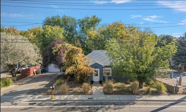 3304 N 36th St in Boise, ID - Building Photo - Building Photo