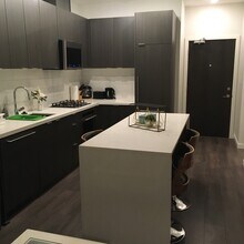 8189 Cambie St in Vancouver, BC - Building Photo - Building Photo