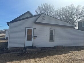 605 E 14th St in Sioux Falls, SD - Building Photo - Building Photo