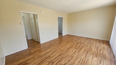 3945 Stevely Ave in Los Angeles, CA - Building Photo - Building Photo