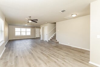 9475 Mulberry Path in San Antonio, TX - Foto de edificio - Building Photo