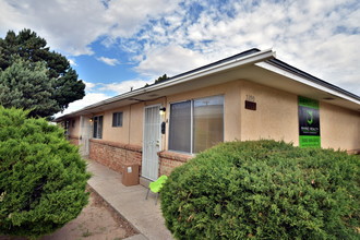 1109 Louisiana SE in Albuquerque, NM - Building Photo - Building Photo