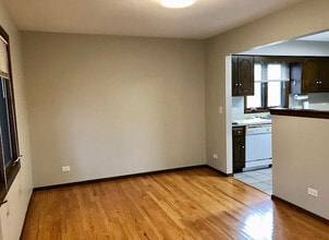 1500 Kenyon Dr in Naperville, IL - Building Photo - Building Photo
