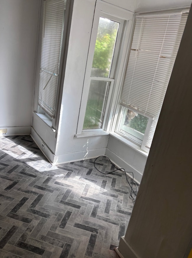 912 Pleasant St in Saginaw, MI - Building Photo - Building Photo