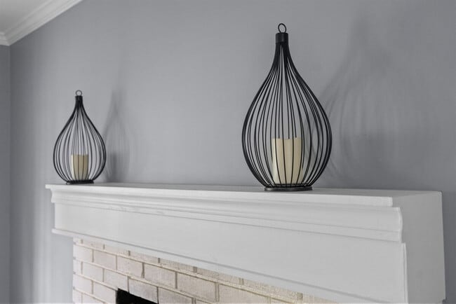 2 Meadow Ln in Saratoga Springs, NY - Foto de edificio - Building Photo