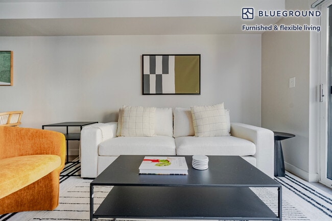 526 Yale Ave N in Seattle, WA - Building Photo - Building Photo