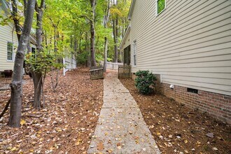 1008 W Sterlington Pl, Unit 5102 in Apex, NC - Building Photo - Building Photo