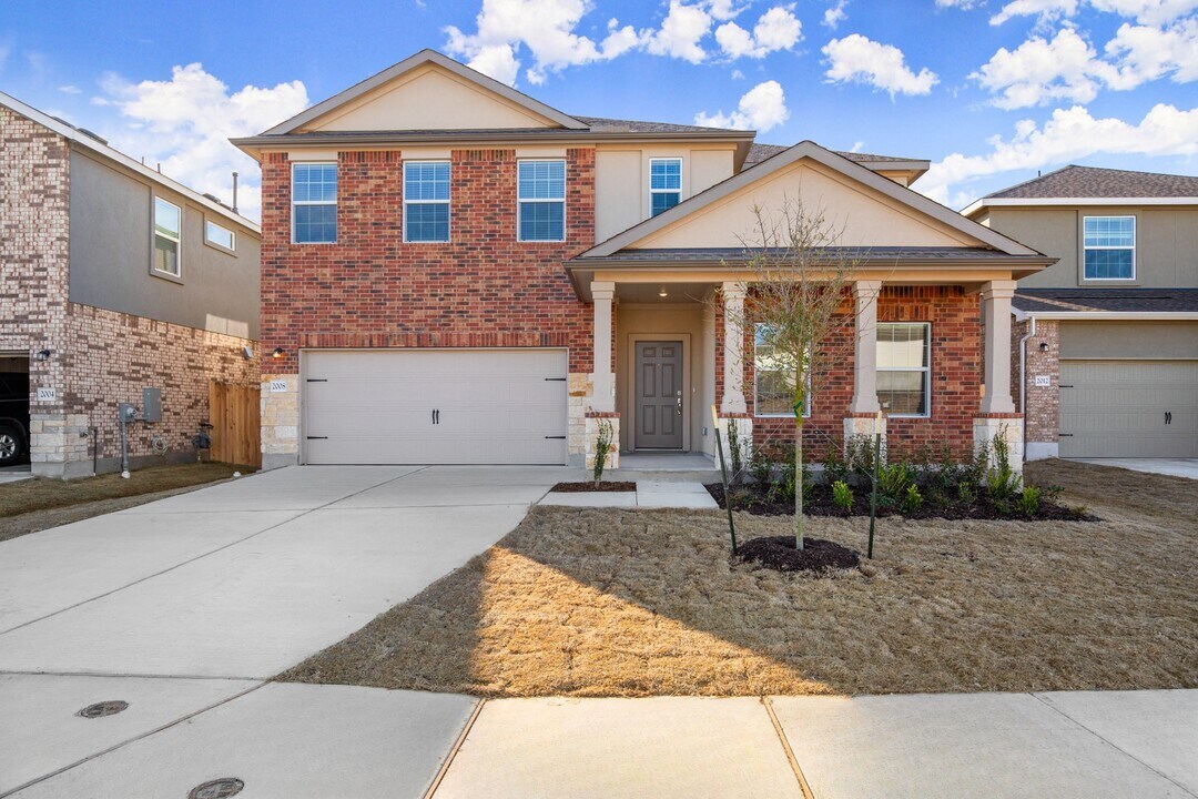 2008 Gilmer Way in Leander, TX - Building Photo