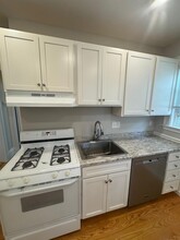 9 Belmont Sq, Unit 2 in Somerville, MA - Building Photo - Building Photo