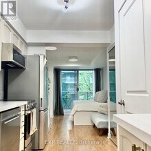 50-250 Lynn Williams St in Toronto, ON - Building Photo - Building Photo