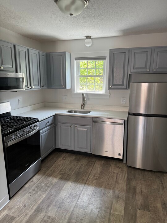 14 Central St, Unit #3 in Beverly, MA - Foto de edificio