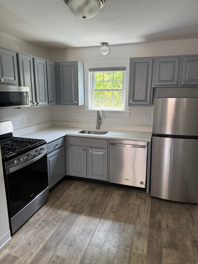 14 Central St, Unit #3
