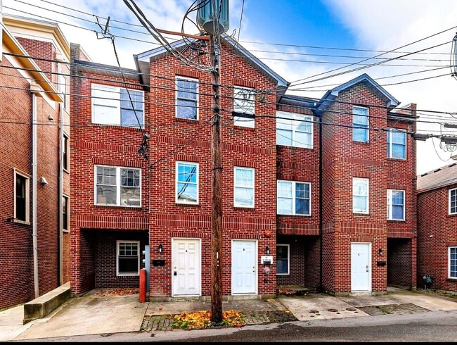 14 S Poplar St, Unit A in Oxford, OH - Building Photo - Building Photo