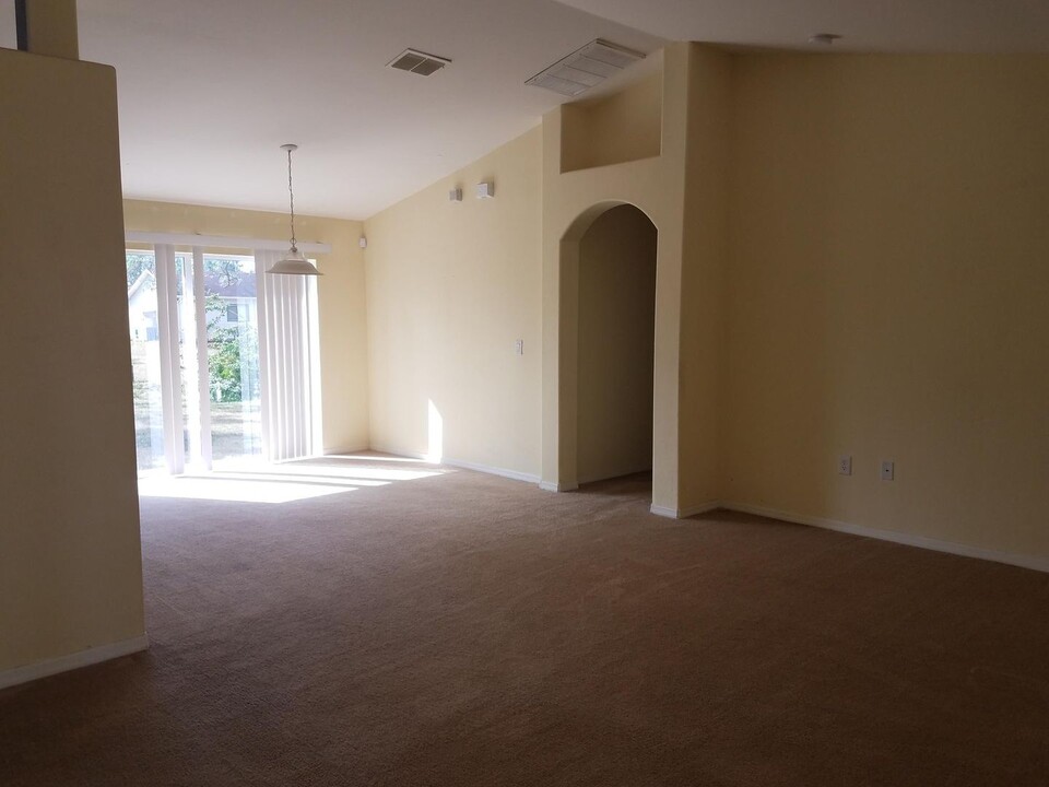 3213 22nd St W in Lehigh Acres, FL - Building Photo