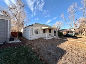 2545 S Lafayette St in Denver, CO - Building Photo - Building Photo