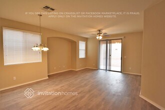 11855 W Monte Vista Rd in Avondale, AZ - Building Photo - Building Photo