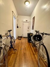 25 Mount Hood Rd, Unit 3 in Boston, MA - Building Photo - Building Photo