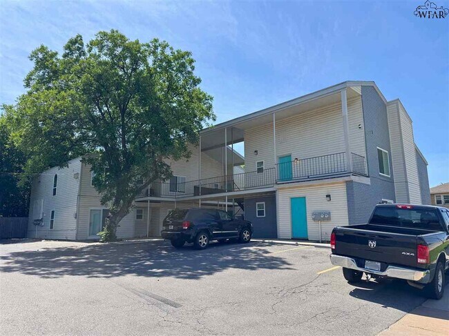 property at 1611 Bell St